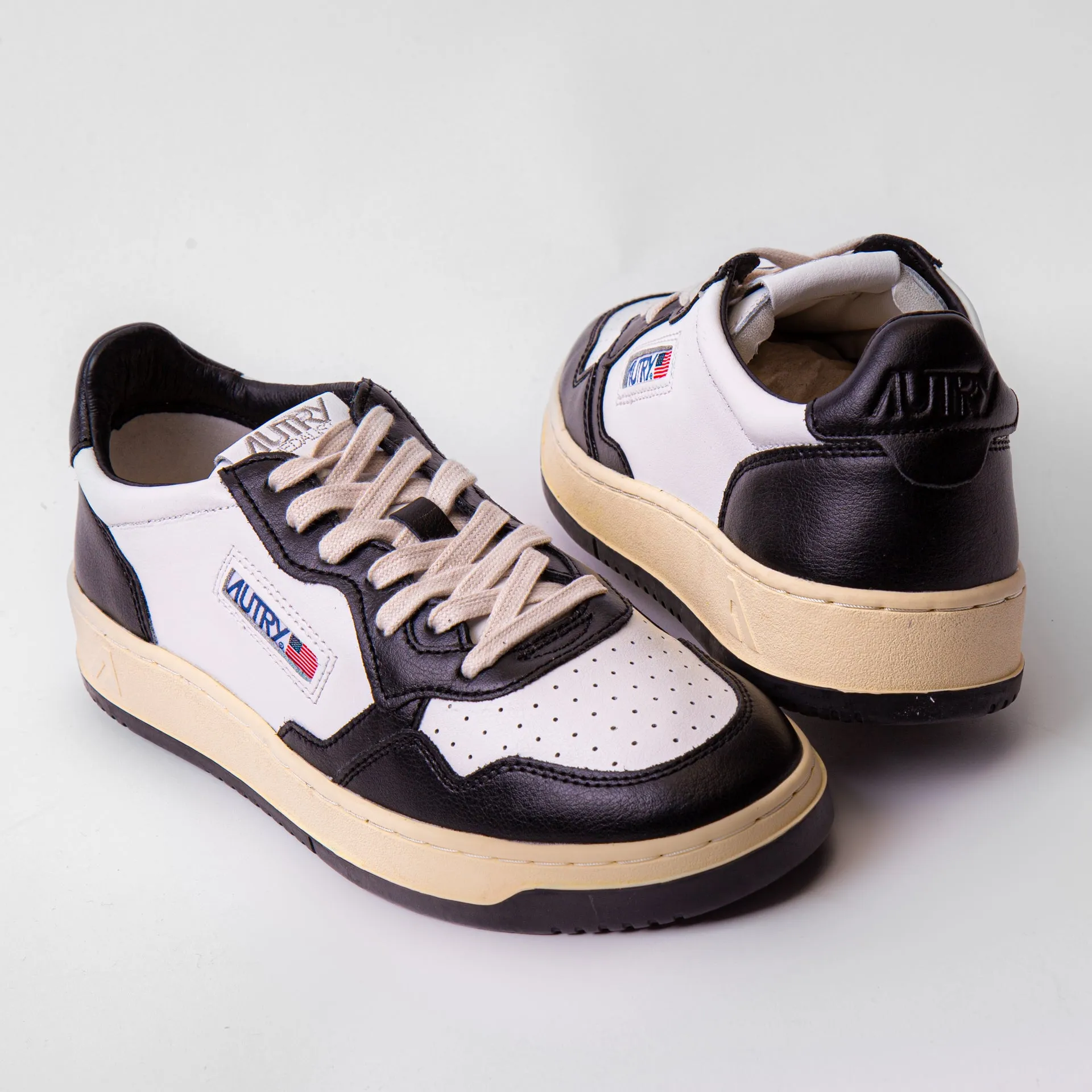 AUTRY SNEAKERS MEDALIST AULM-WB 01