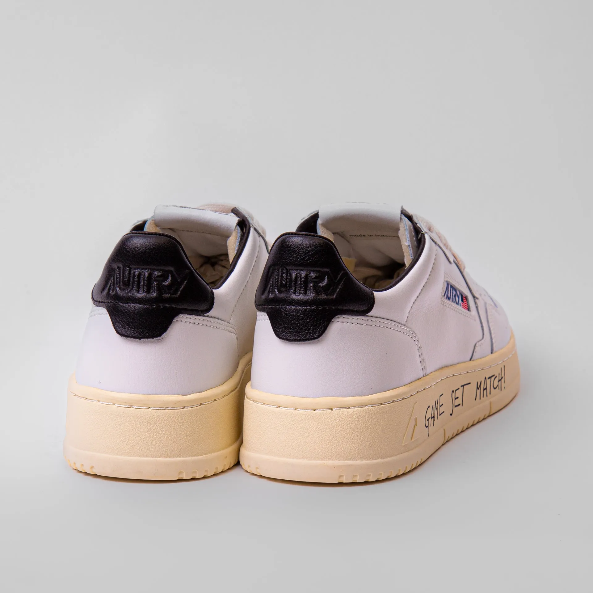 AUTRY SNEAKERS MEDALIST LOW AULM-ML 02