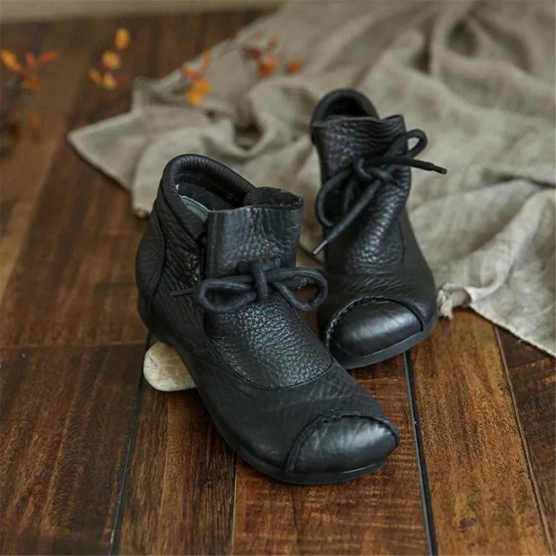 Nation Style Handmade Ankle Boots Lace Up Soft Sole Flat Walking Shoes Ankle Booties Black/Coffee