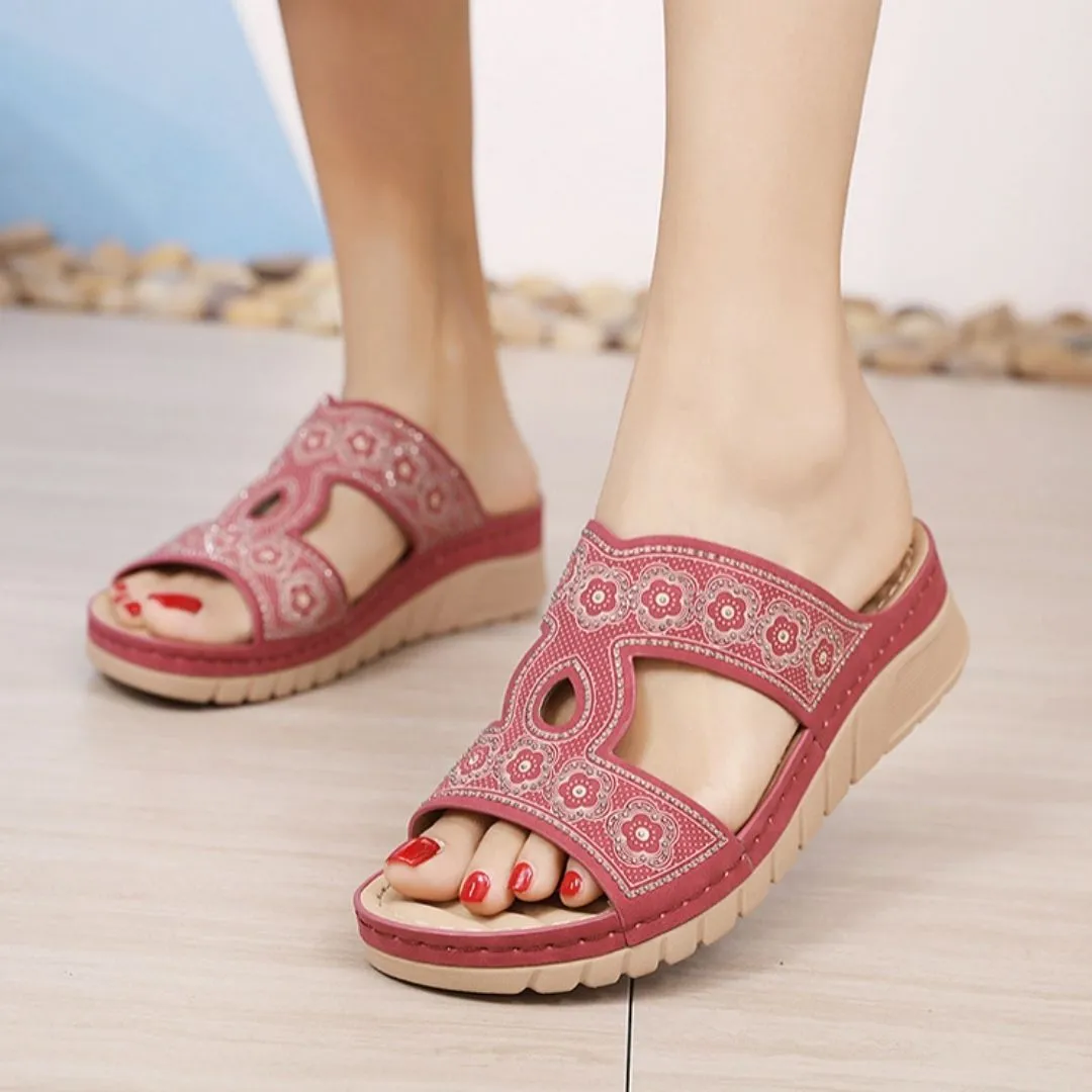 OCW Rhinestone Flowers Detail Comfortable Women Sandals Design