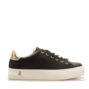 Sneakers PATRIZIA PEPE Girl linea Fly Sneakers in Pelle Nera con Applicazioni Gioiello