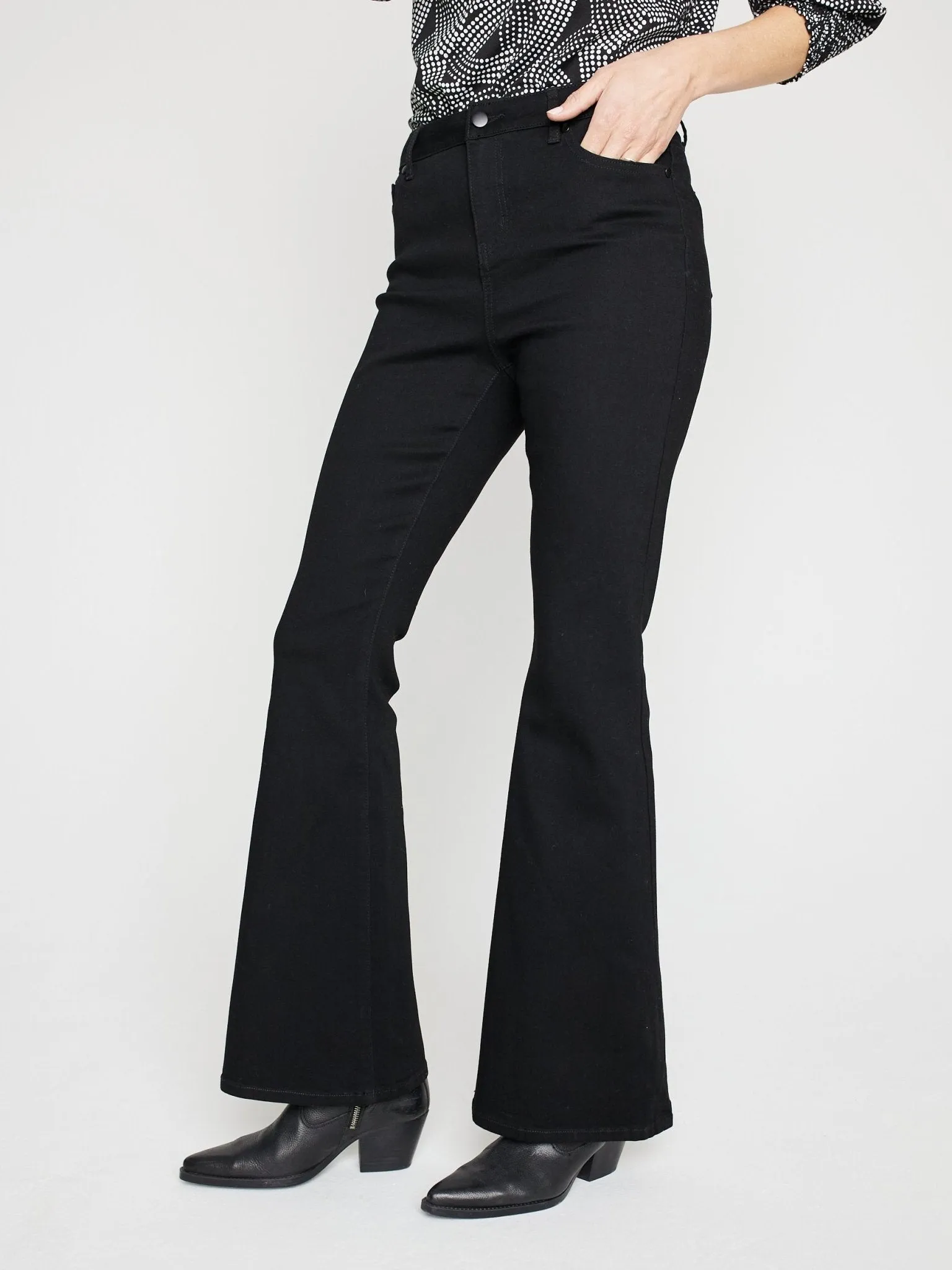 Westport Signature High Rise Modern Flare Leg Jeans