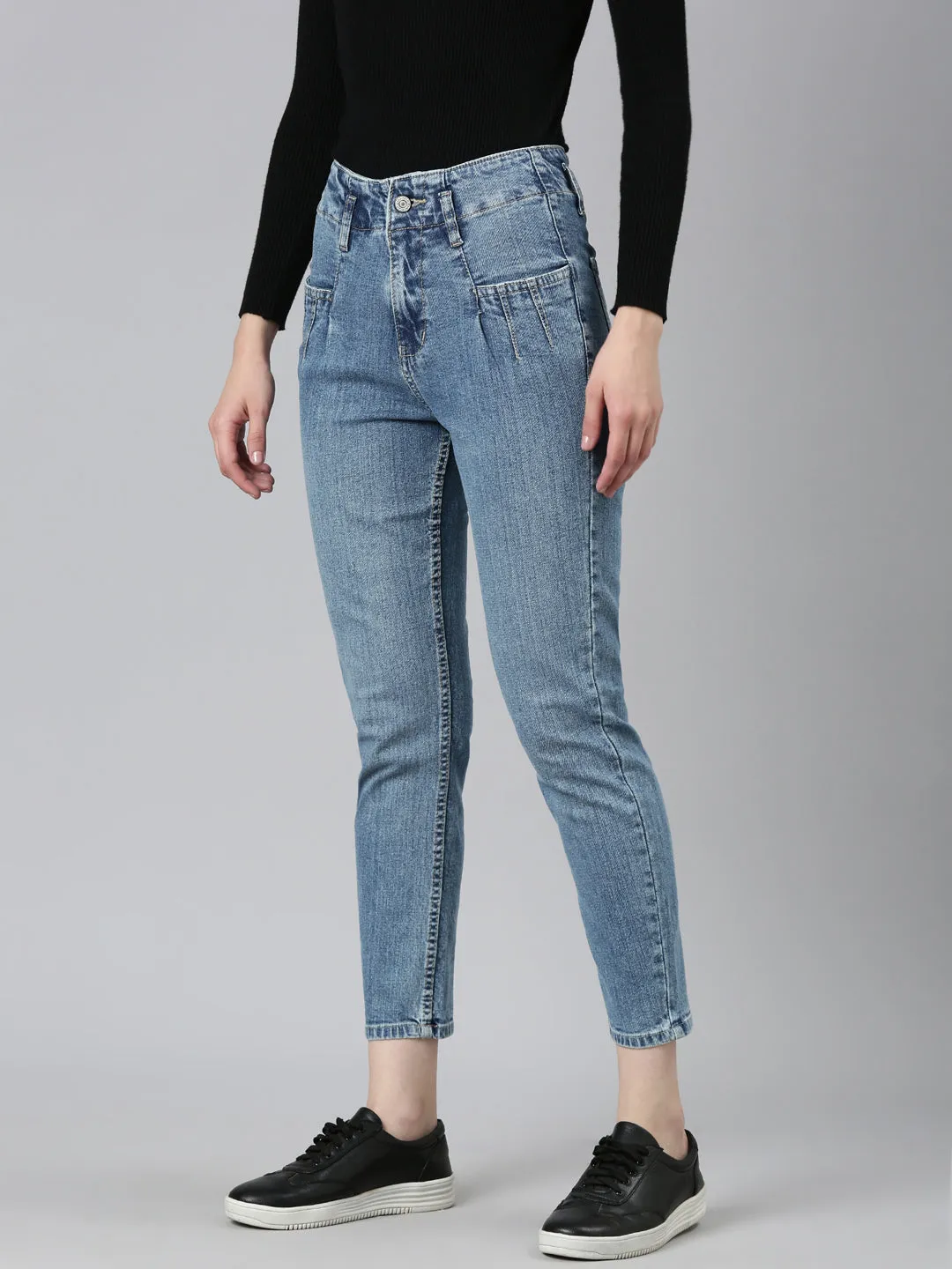 Women Blue Solid Mom Fit Denim Jeans